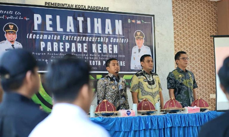 Wakil Bupati Buka Parepare Keren Dorong Kebangkitan, Masyarakat Menabung Perkuat Ekonomi Daerah